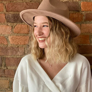 Meet your Posher, Jensyn